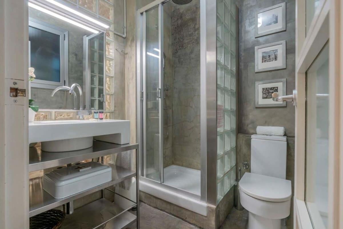 Exclusive 2 Bedroom Apartment In The City Center Барселона Экстерьер фото